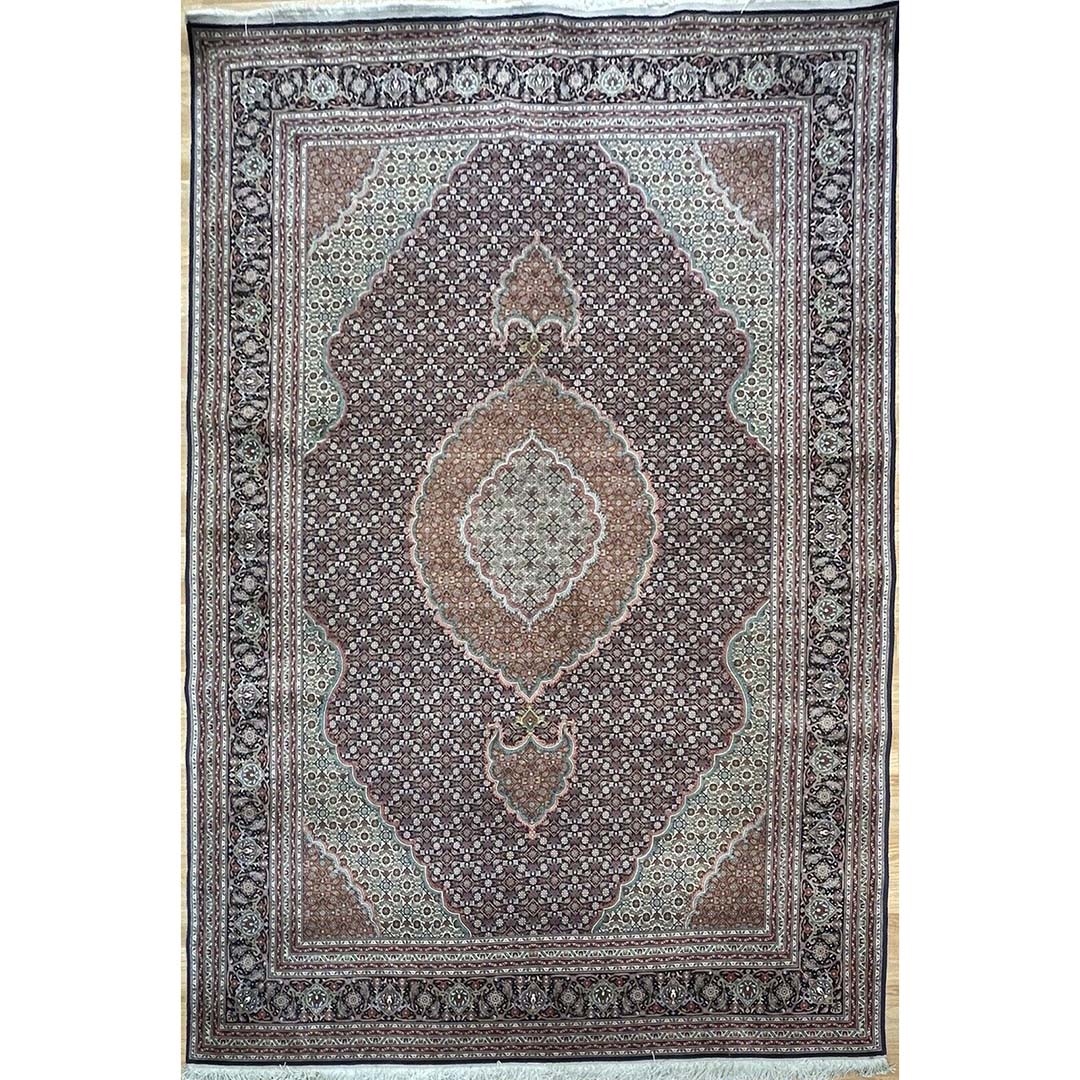 Traditional Tabriz - 1960s Persian Oriental Rug - Fish Mahi Design - 6'8" x 10' ft.