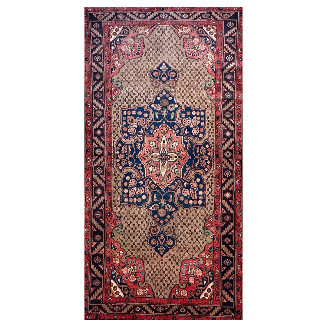 Gold Geometric Design, Traditional Hamadan - 4'1" x 8'7" ft.