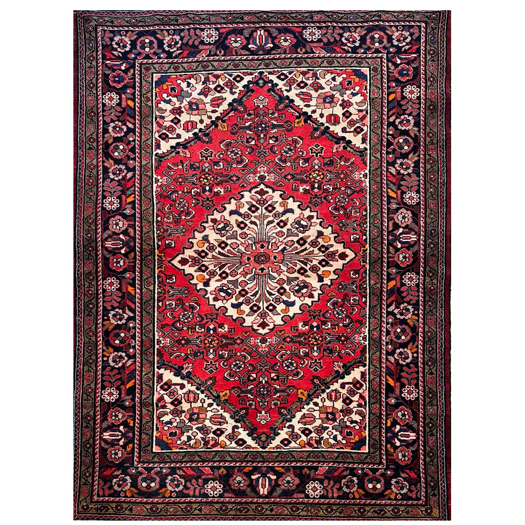 Red Floral Design, Traditional Hamadan Rug - 4'11'' x 6'8'' ft.