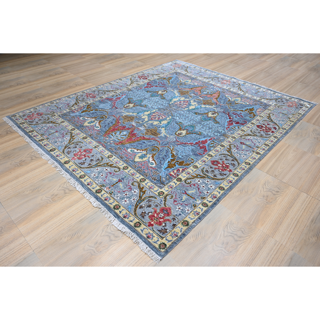 Tranquil Trellis - Indian Ganga Collection Area Rug – 8'9" x 12'1" ft.