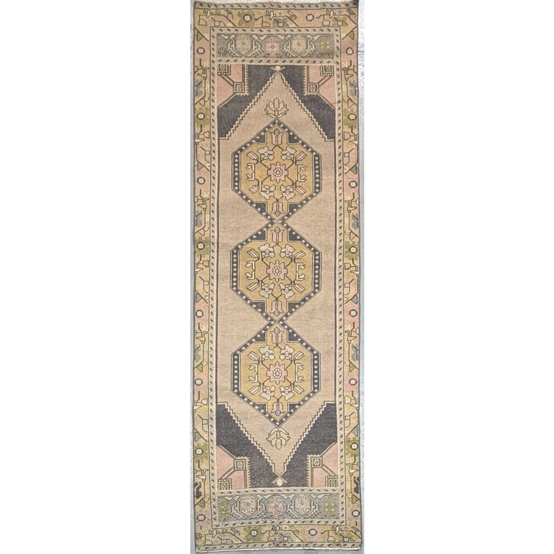 Outstanding Oushak – Vintage Turkish Runner – 2’11” x 9’6″ ft.