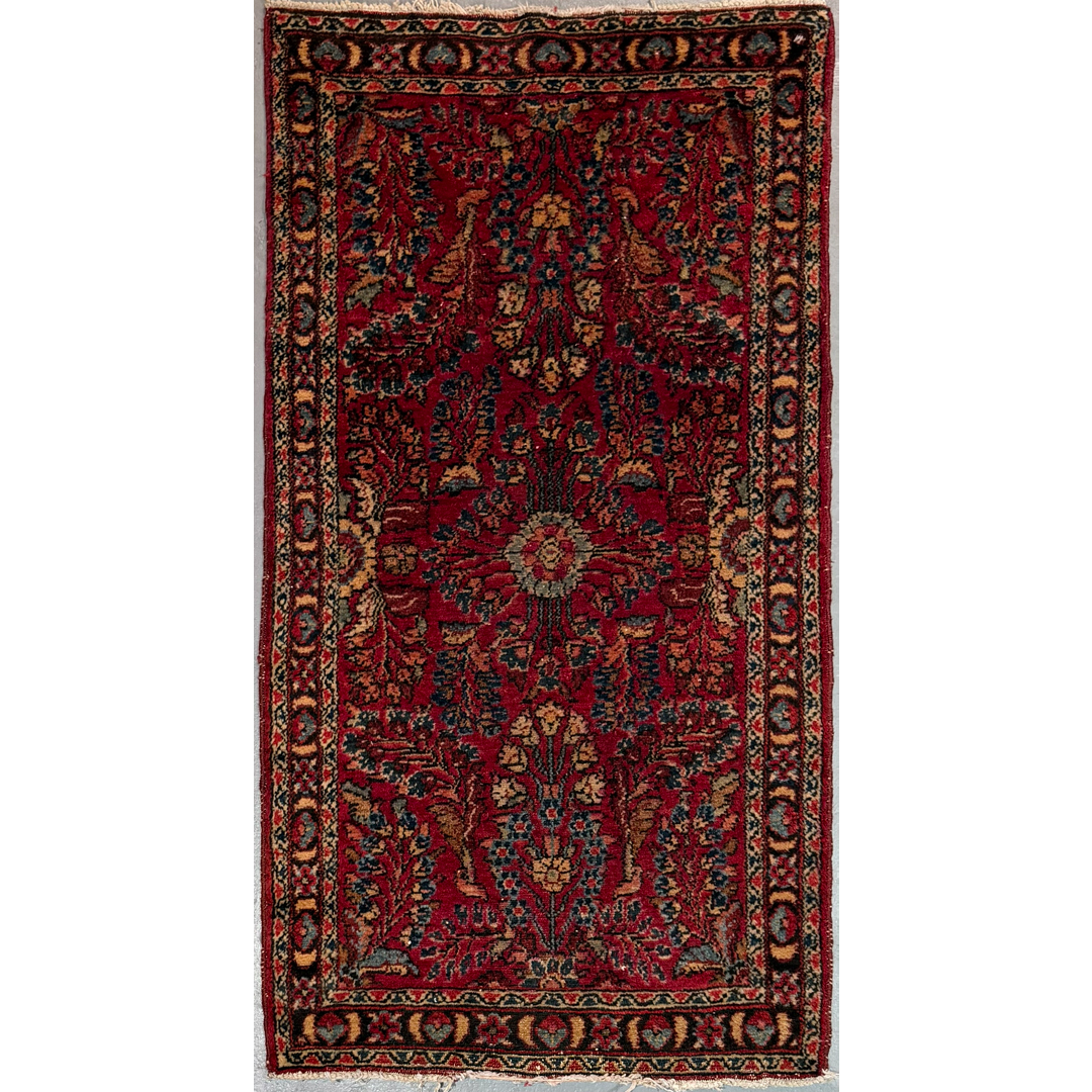 Lavish Lilihan – Antique Persian Sarouk Accent Rug – 2'9" x 4'8" ft.